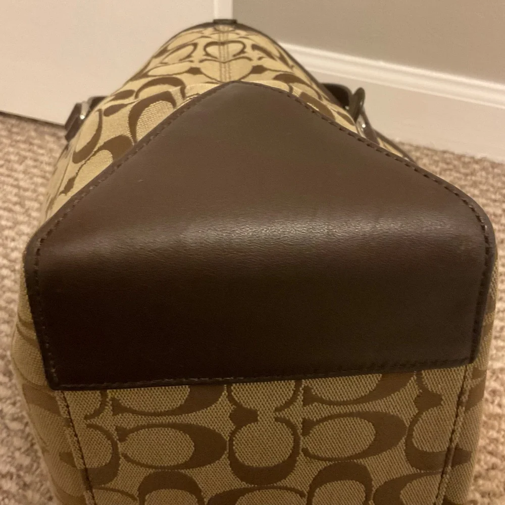 Coach vintage tote